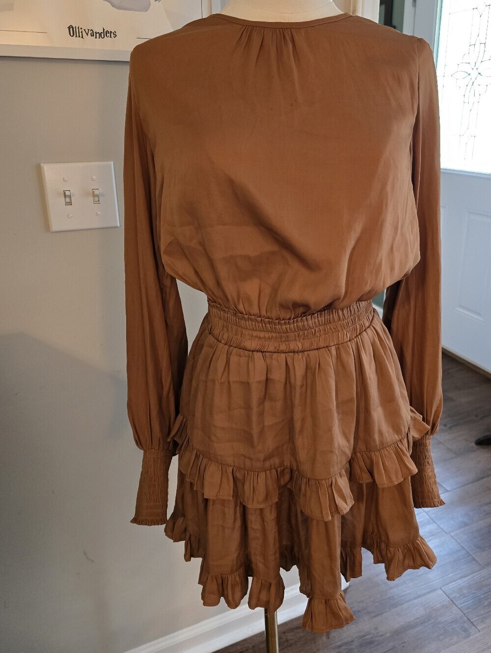 vestique Rust Brown Scoop Neck Top